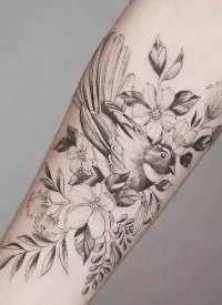 一组很好看的花鸟纹身图片