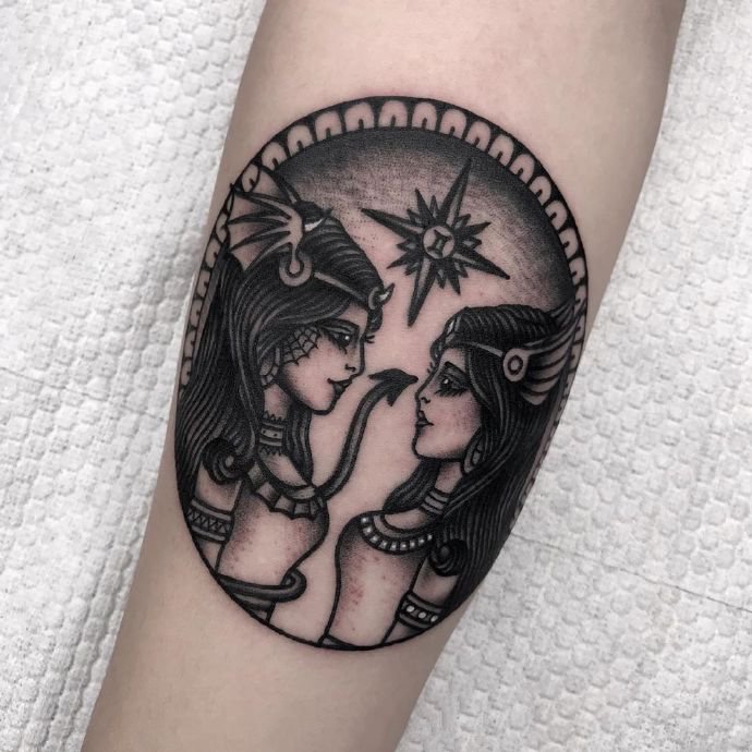 一组酷帅个性的黑灰纹身图片