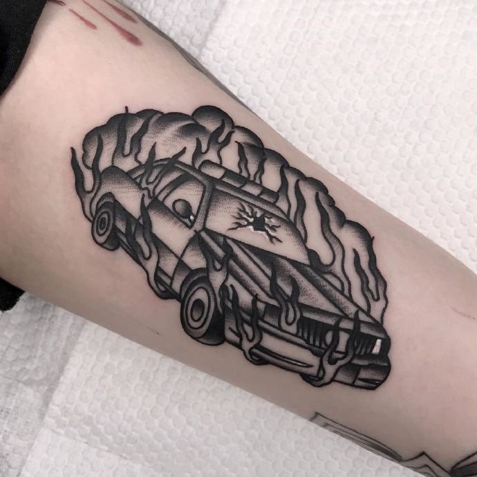 一组酷帅个性的黑灰纹身图片