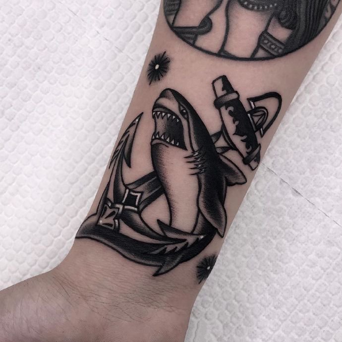 一组酷帅个性的黑灰纹身图片