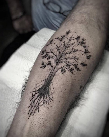 几何风格——树图案纹身作品 ​​​​