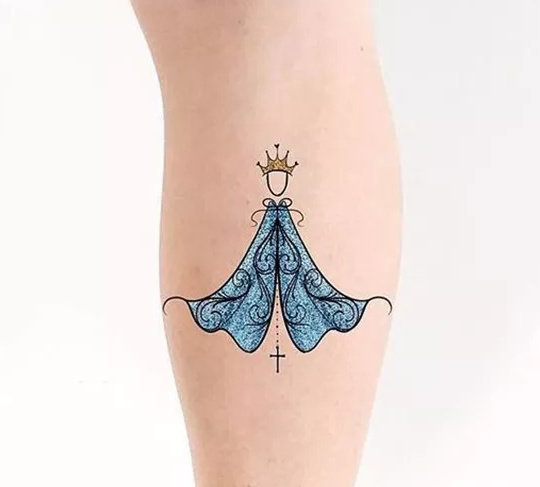 清新范儿的圣母玛利亚纹身