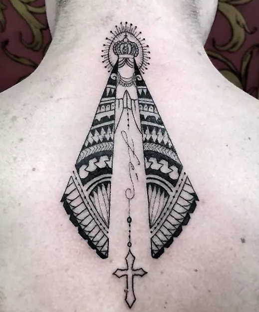 清新范儿的圣母玛利亚纹身