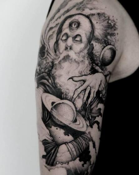 一组暗黑系的点刺纹身作品