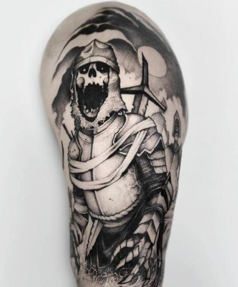 一组暗黑系的点刺纹身作品