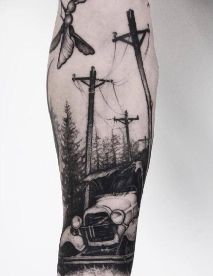 一组暗黑系的点刺纹身作品