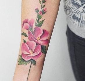 一组彩色花卉纹身图片