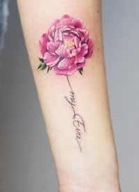 一组彩色花卉纹身图片