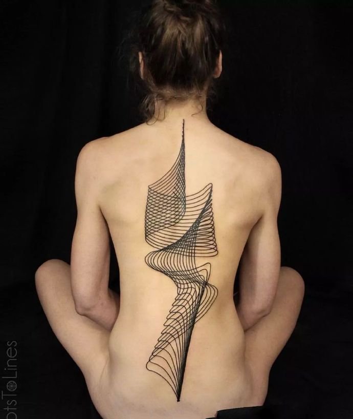 一组极简个性的女生线条纹身图片