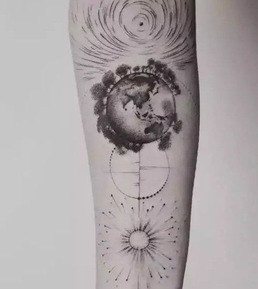 一组几何点刺纹身图案欣赏