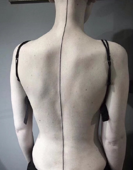 一组个性又文艺的线条纹身图片