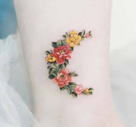 小清新花系纹身，女生第一次纹身的首选