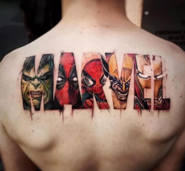 9张美爆的后背纹身图片