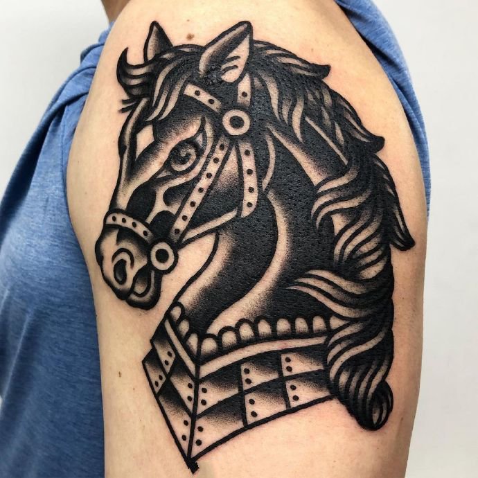 一组oldschool风格的黑灰纹身图片