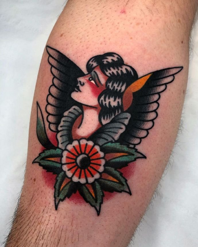 9张oldschool风格的燕子纹身图片