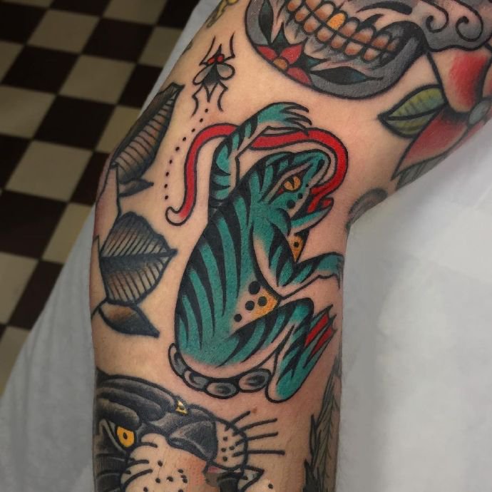 oldschool风格的大青蛙纹身图片9张