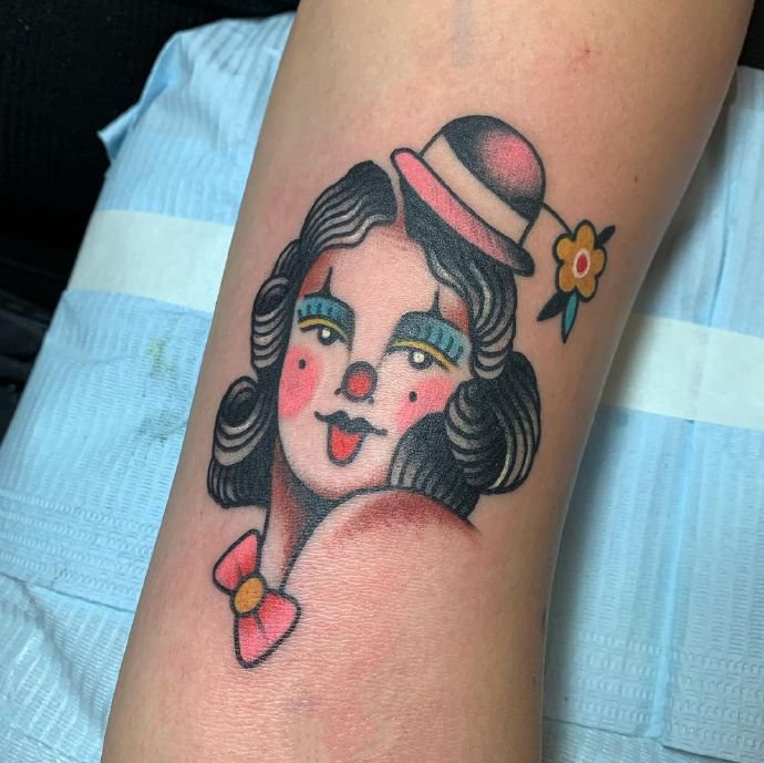 一组复古风的女郎纹身图片