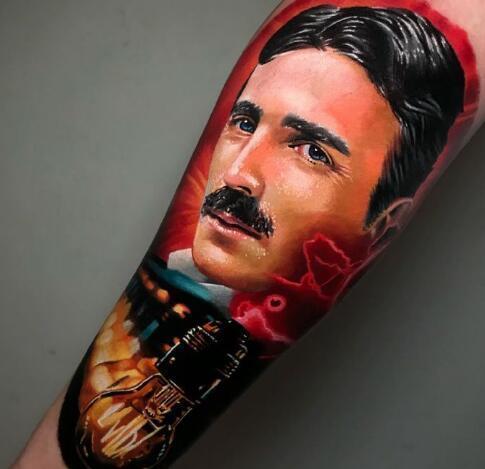 彩色的写实纹身图片9张