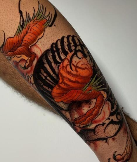 传统风格的彩色小纹身图片9张
