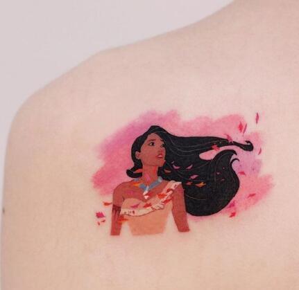 单针技术的彩色小臂纹身图片9张