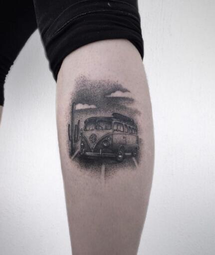 一组有趣的暗黑点刺纹身图片