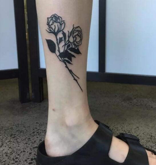 一组美丽的小腿纹身图片