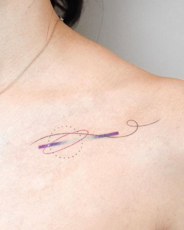 一组小清新的的彩色几何纹身图片