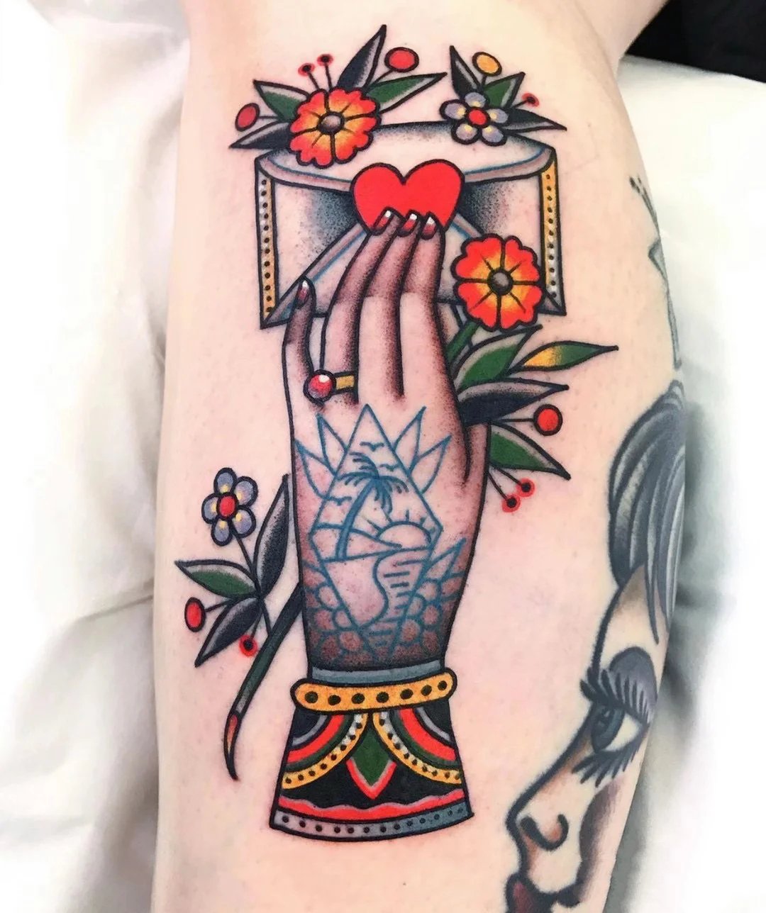 美丽大胆的9张彩色oldschool纹身图片