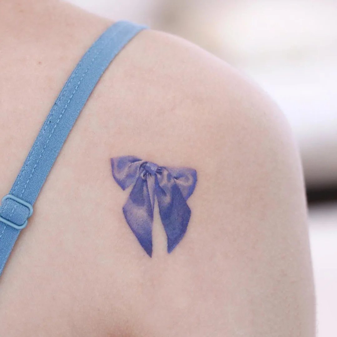 适合手臂肩膀的9张绝美小清新纹身图片