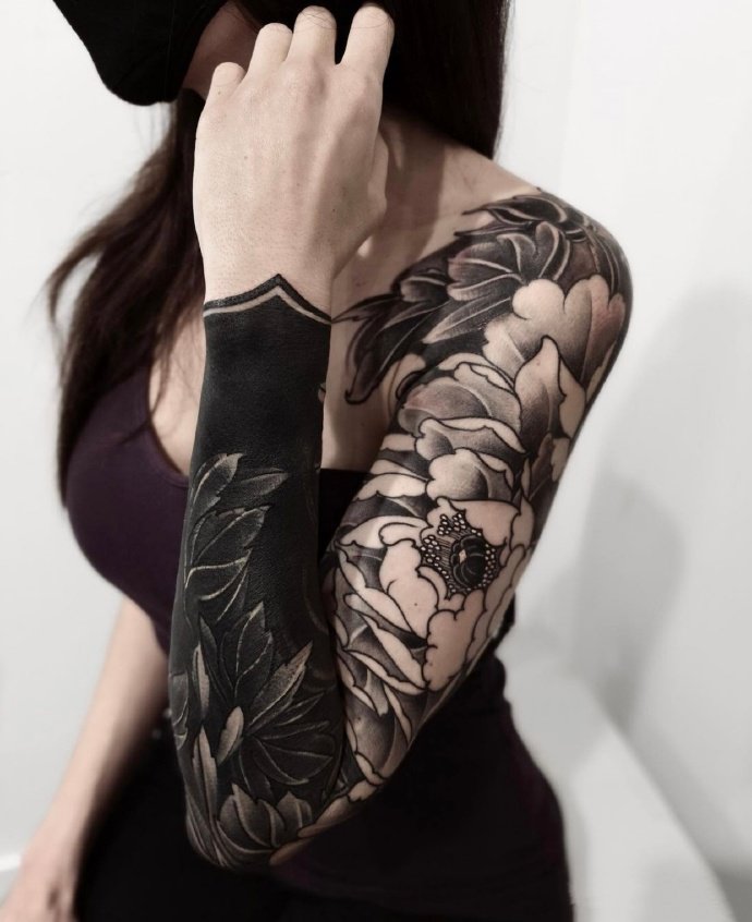 9张炫酷帅气的新传统纹身图片