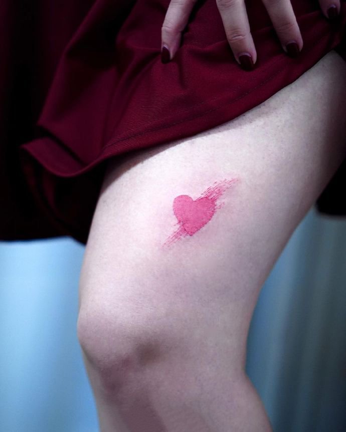 一组可爱的简单心形纹身图片