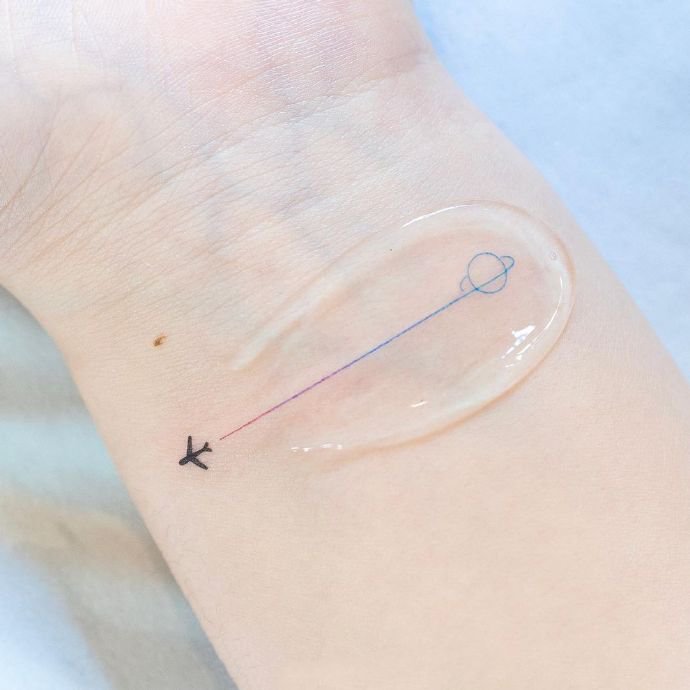 一组适合手腕上的小清新纹身图片