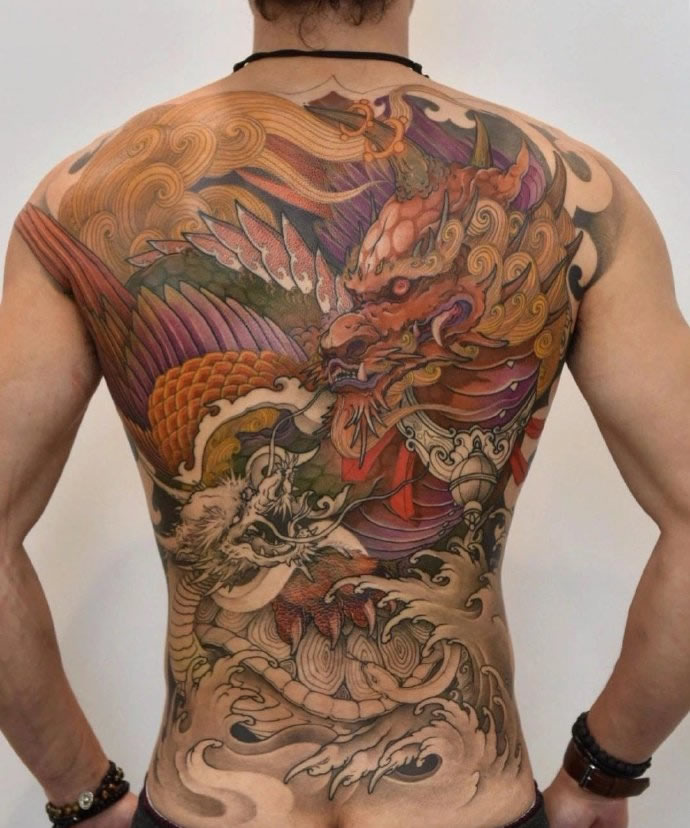 帅气的新传统风格纹身图片9张