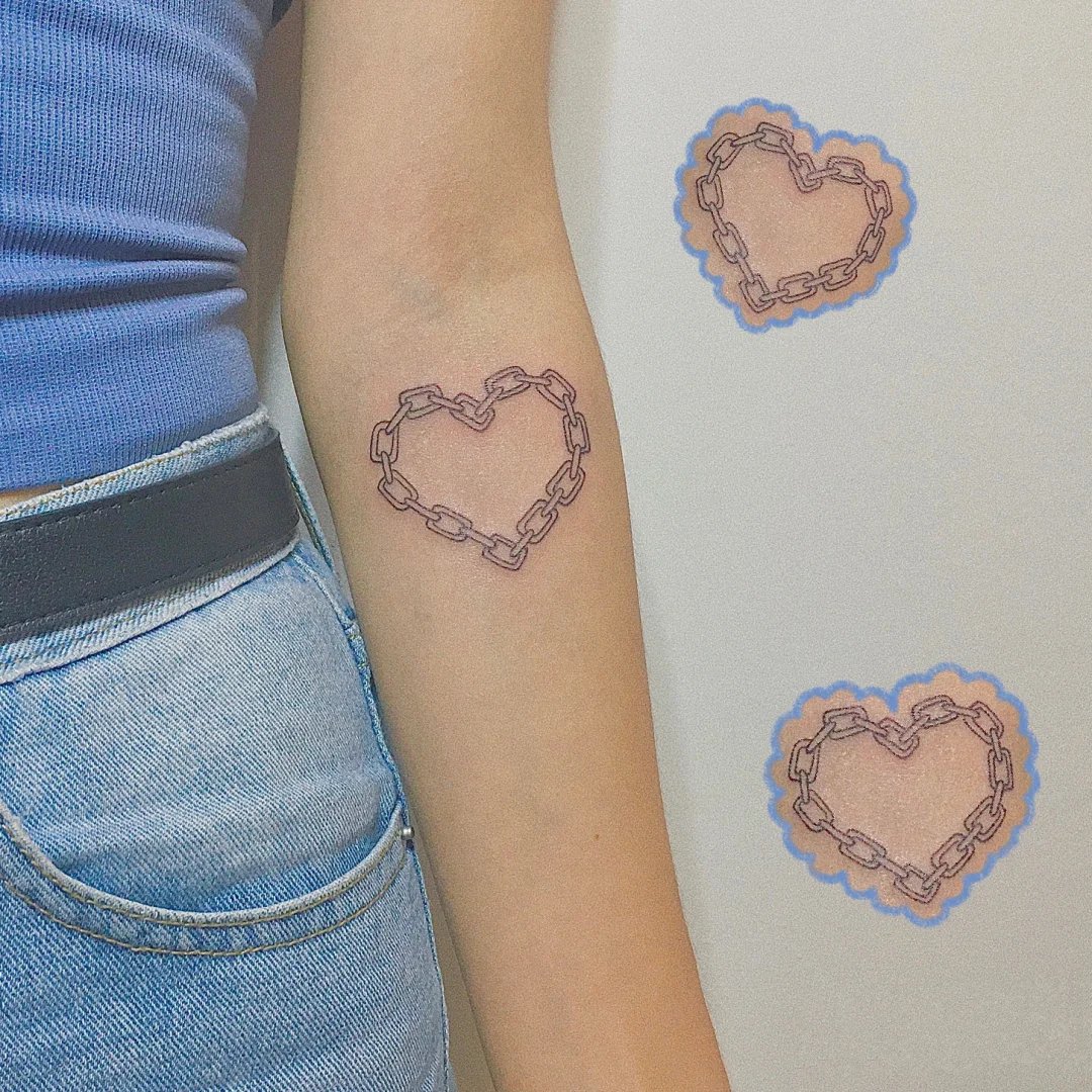 适合女生的爱心纹身图片9张