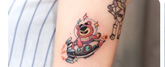 多姿多彩的彩色纹身图片9张