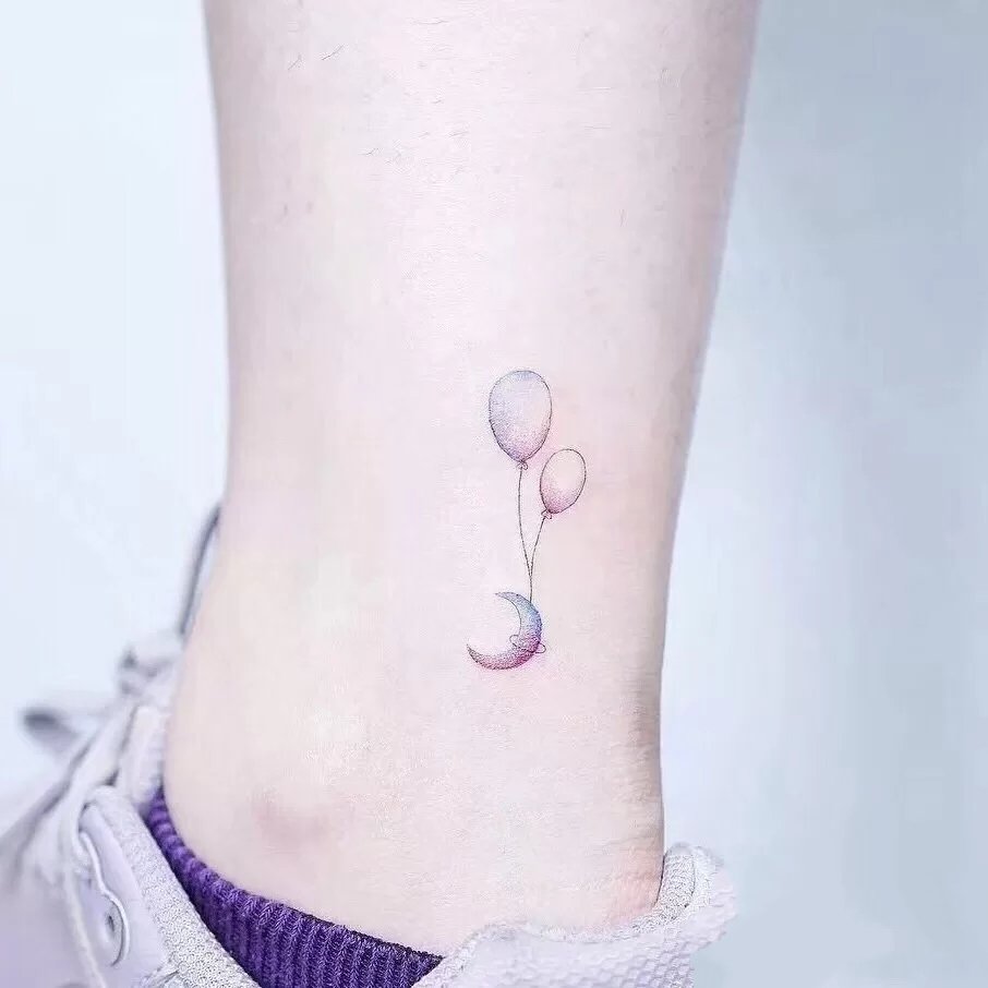 最受欢迎的女生小图案纹身图片9张