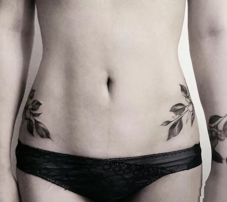 女生超爱的花草纹身图片9张