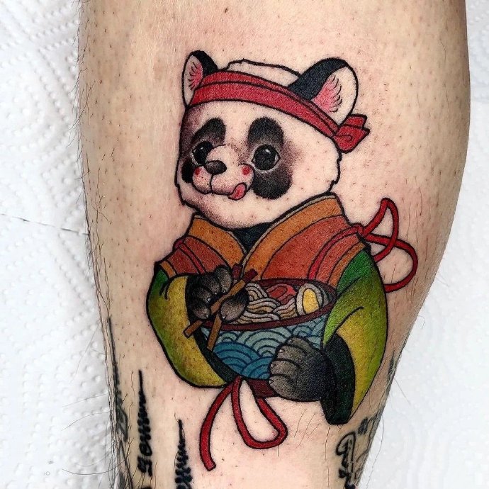 好看的一组彩色迷你纹身图片