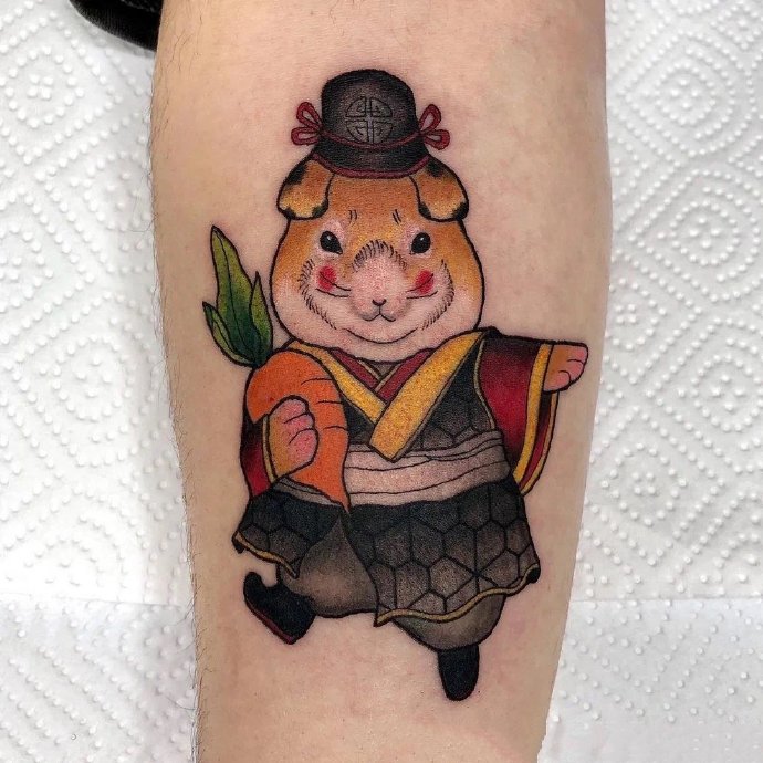 好看的一组彩色迷你纹身图片