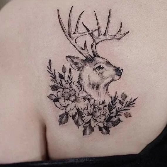 清新美丽的鹿纹身图片9张