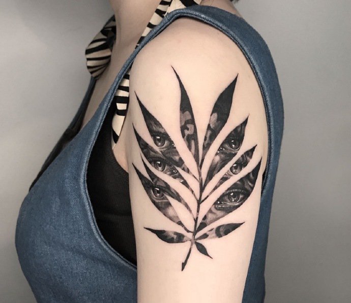 一组构筑丰满画面的黑白色纹身图片