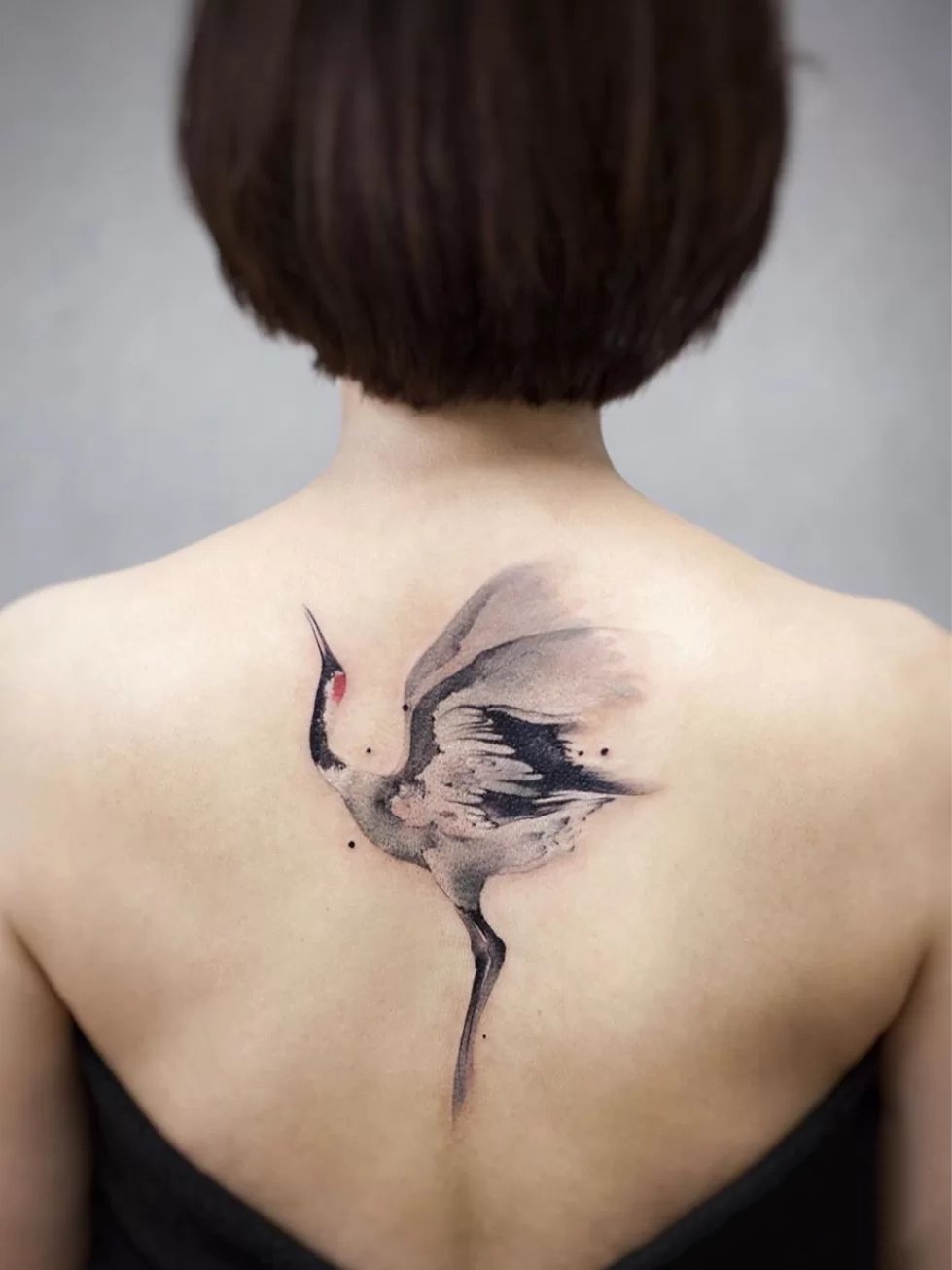 适合纹在肩背的9张水墨风纹身图片