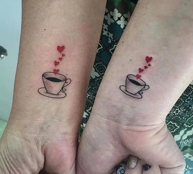 简单低调的一组情侣纹身图片