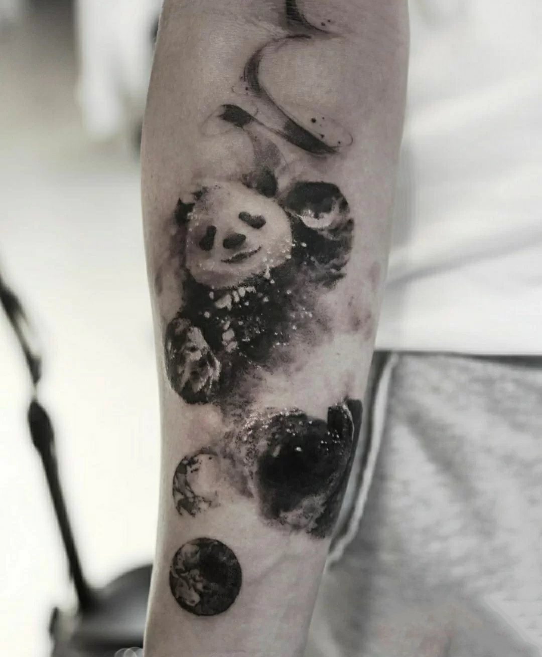 随意洒脱的水墨纹身图片9张