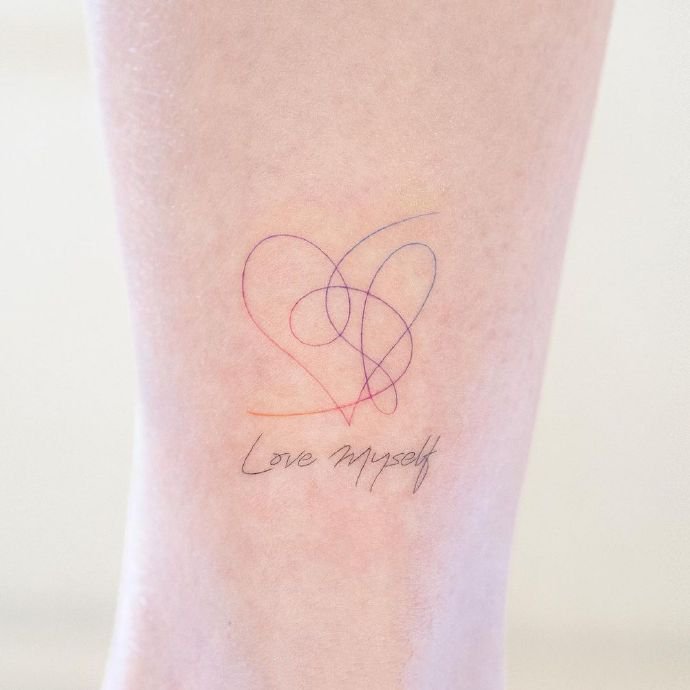 9张简单不过时的小清新线条纹身图片