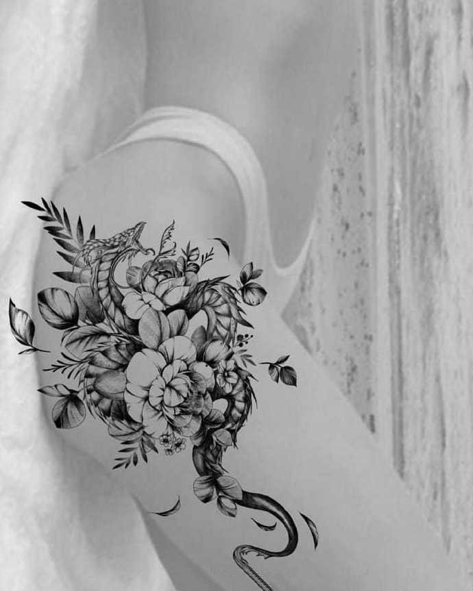 小清新风格的素花纹身图片9张