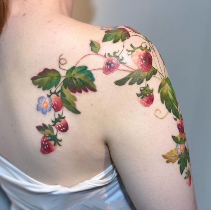 彩色的一组甜甜草莓纹身图片