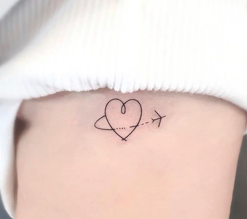 可爱的简笔画爱心纹身图片9张
