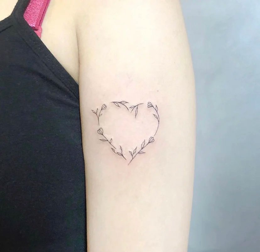 可爱的简笔画爱心纹身图片9张