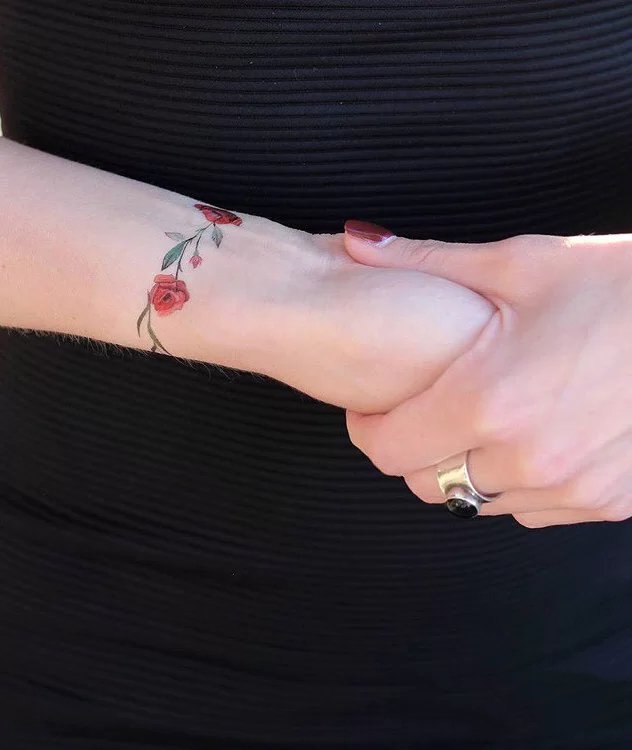 一组适合女生的好看手腕纹身图片